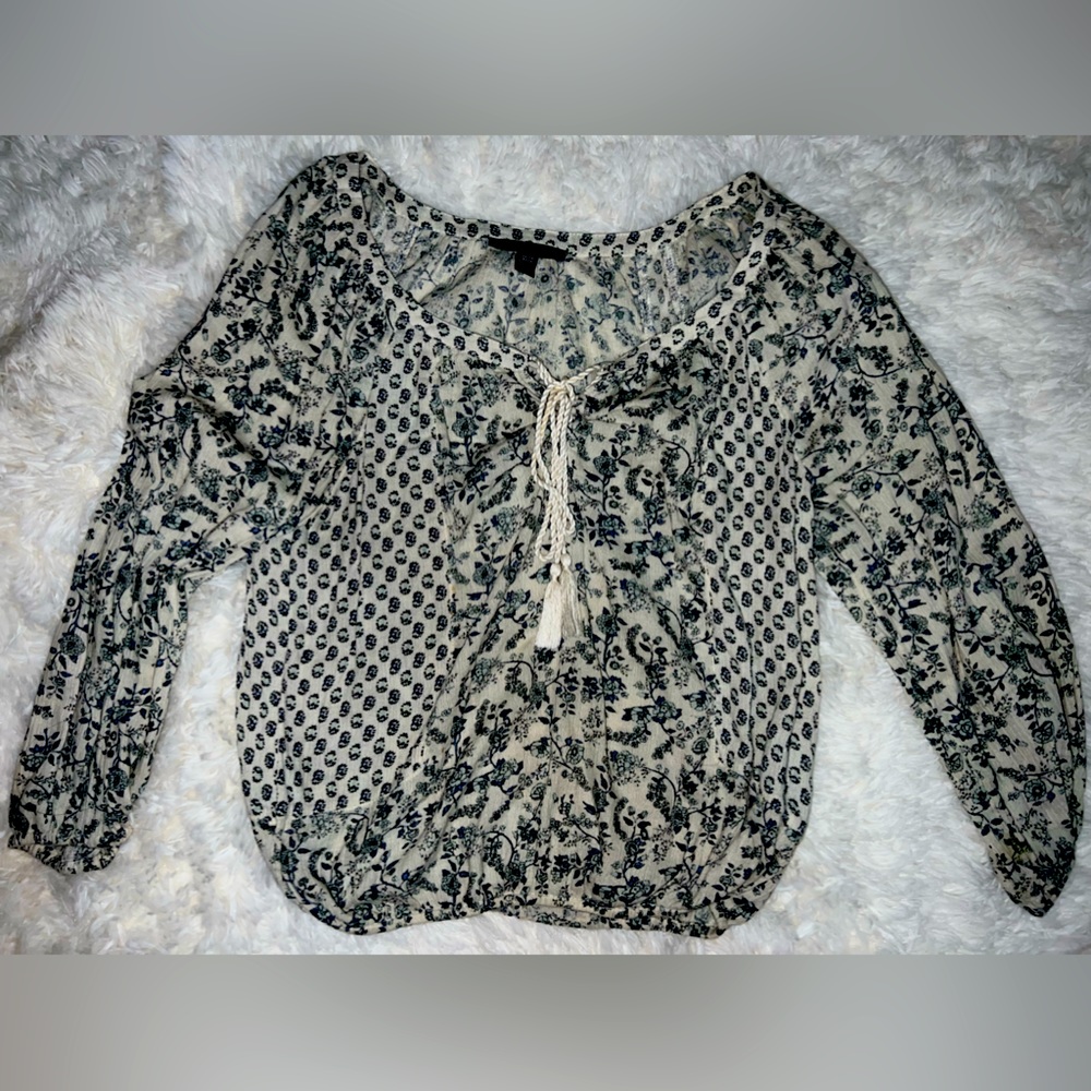 American Eagle Floral Blouse